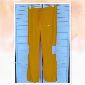 NWT Nike Athletic Pants (M)